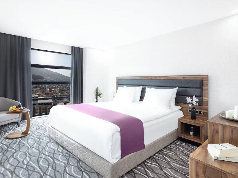 Lilium Hotel & Suites