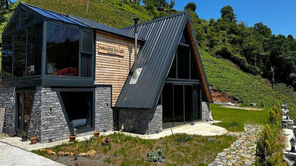 Paradise Valley Bungalow