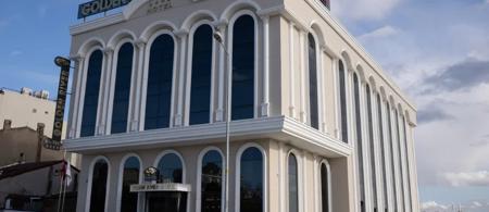 Golden River Hotel By Continent