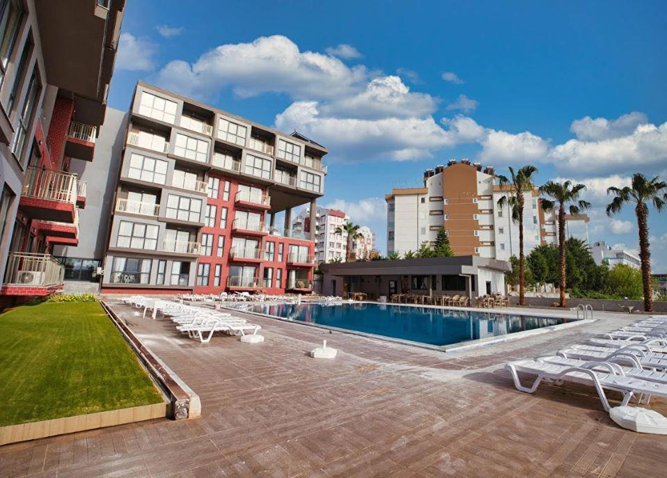 Laristone Suite Spa Hotel