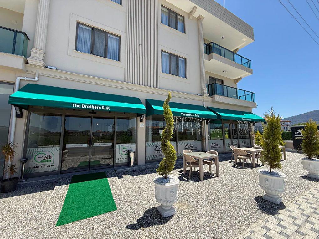 The Brothers Suit Dalaman