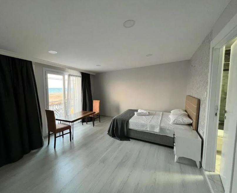 Airport Black Sea Hotel & Restaurant