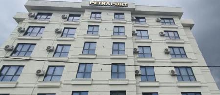 Petra Port Hotel