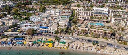 Mia Hill Suites