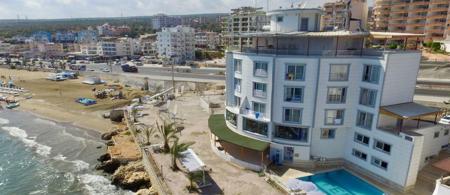 Roxo Beach Hotel