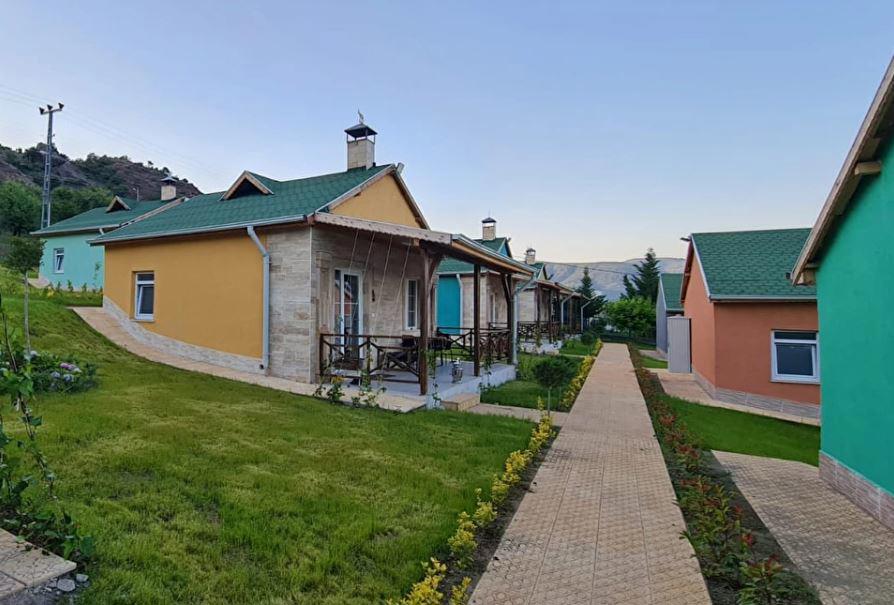 Almus Şehri Sefa Bungalov